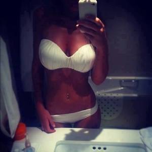 Trista (21) in Wisconsin | Casual Dating with Older Men