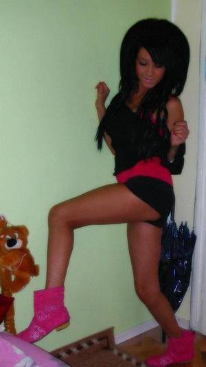 Ally (29), Tennessee | Casual Encounters and Chat