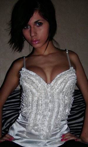 Photo of Claire (29), adult profile in Florida