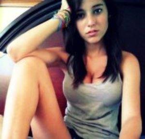 Meet Brianne (18) | Alabama Adult Dating Profile