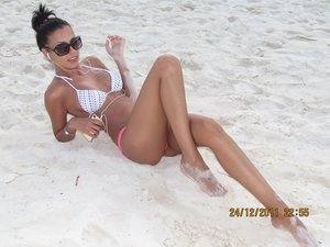 Connect with Viviana (28) | Washington Adult Fun