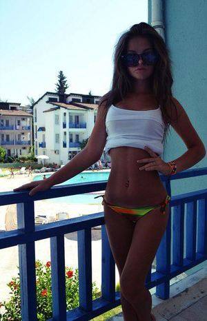 Janelle, 20, Arizona | No-Nonsense Hookup Profile