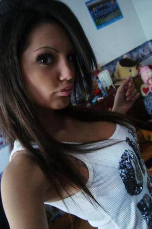 Meet Carissa (26) from Washington | Explicit Casual Dating