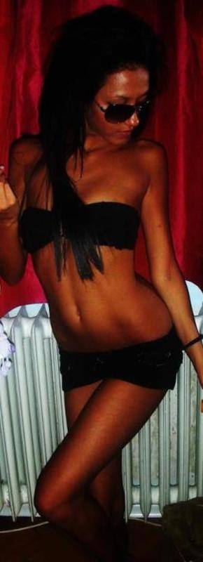 Elisabeth (25) from Goldstream, AK profile image