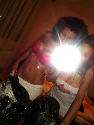 Meet Elaine (18) from Ohio | Explicit Casual Dating