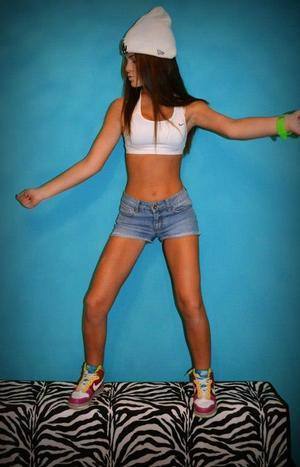 Meet Dina (21) from Oregon | Explicit Casual Dating