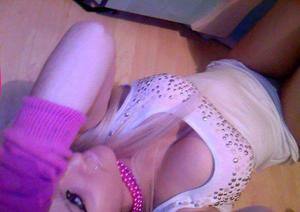 Connect with Kameron (21) | Illinois Adult Fun