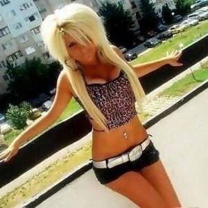 Meet Anne (18) from Virginia | Explicit Casual Dating