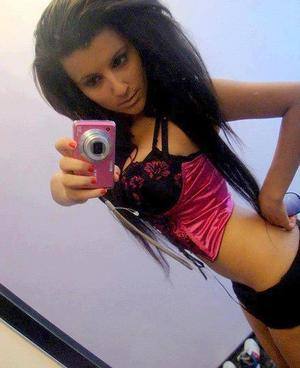 Meet Isabela (26) from Arizona | Explicit Casual Dating