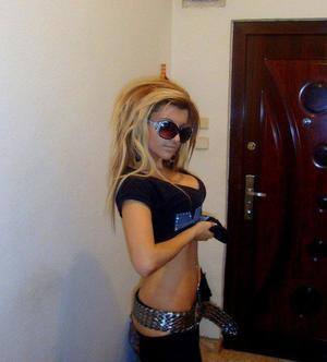 Meet Courtney (27) from Washington | Explicit Casual Dating