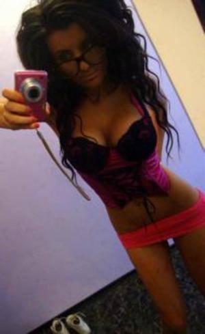 Katharine, 28, Arizona | No-Nonsense Hookup Profile