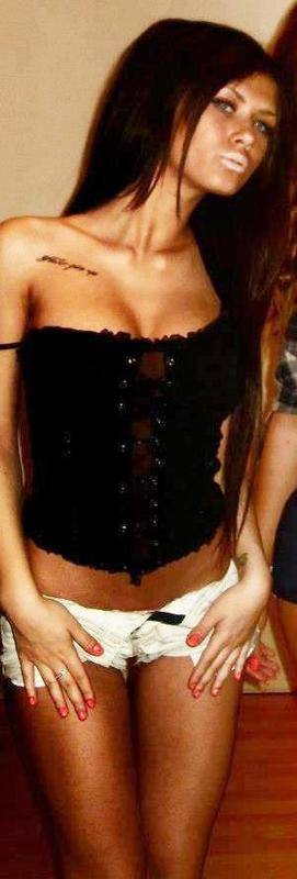 Meet Eileen (29) from California | Explicit Casual Dating