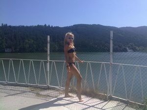 Looking for girls down to fuck? Brenda from North Carolina is your girl