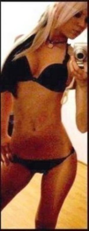Elizabeth from Tennessee is interested in nsa sex with a nice, young man