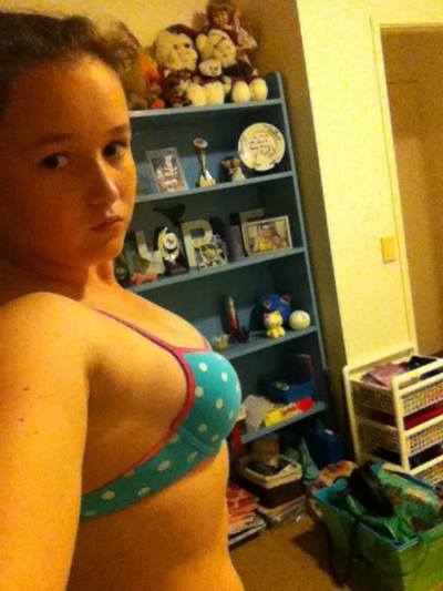 Finding a fuck buddy like Antonia from Illinois has never been easier