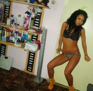Lilah from Louisiana is looking for adult webcam chat