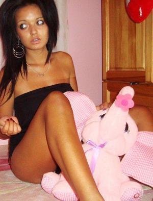 Looking for local cheaters? Take Makenna from North Carolina home with you
