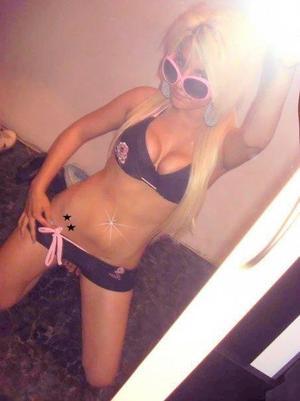 Meet local singles like Lindsay from Washington who want to fuck tonight