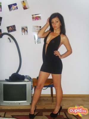 Looking for local cheaters? Take Paulina from Michigan home with you
