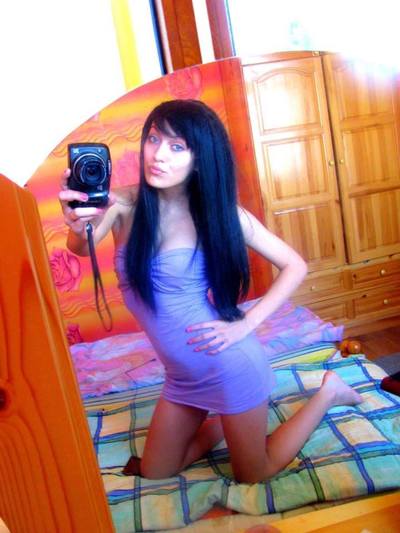 Rebekah from West Virginia is interested in nsa sex with a nice, young man