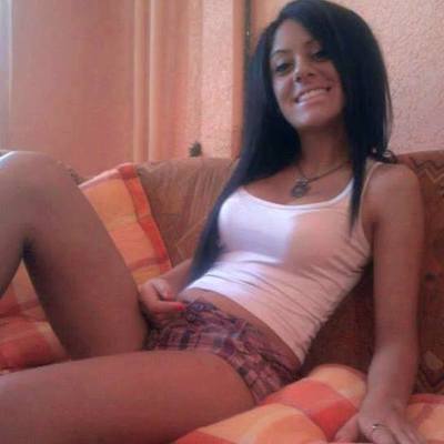 Escorts like Bianca are down to fuck you now!
