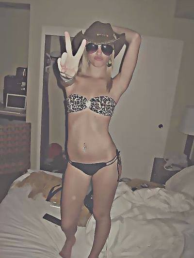 Aimee from Ontario is the best local fuck buddy you can ever find
