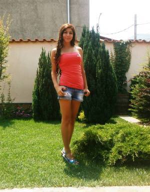 Mackenzie from Missouri is interested in nsa sex with a nice, young man