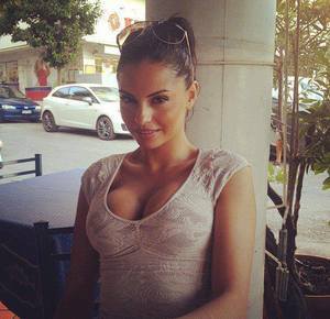 Annette from Missouri is looking for adult webcam chat
