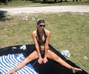 Meet local singles like Aubree from Rhode Island who want to fuck tonight