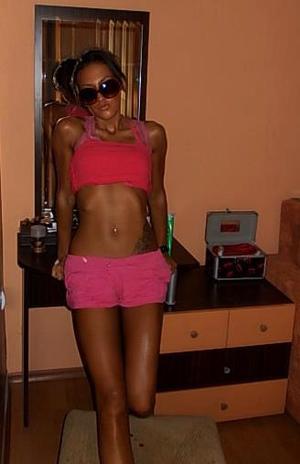 Meet local singles like Sofia from North Carolina who want to fuck tonight