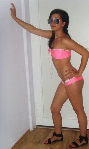 Alexa is a cheater looking for a guy like you!