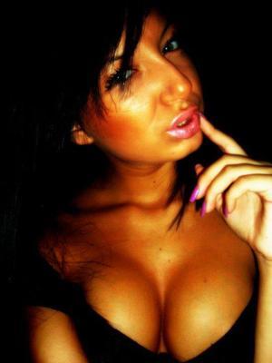 Looking for local cheaters? Take Leila from Maryland home with you