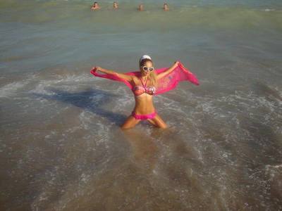 Looking for girls down to fuck? Valentina from California is your girl