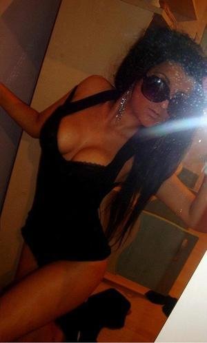 Araceli is a cheater looking for a guy like you!