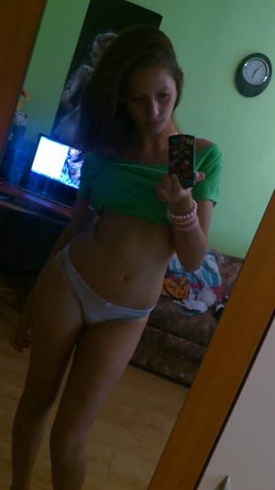 Meet local singles like Lola from Indiana who want to fuck tonight