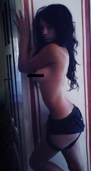 Meet local singles like Shaniya from Wisconsin who want to fuck tonight