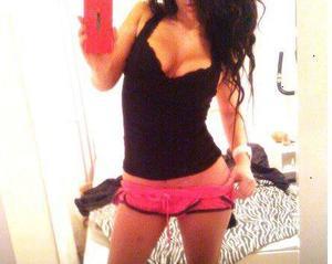 Jalyn is a cheater looking for a guy like you!