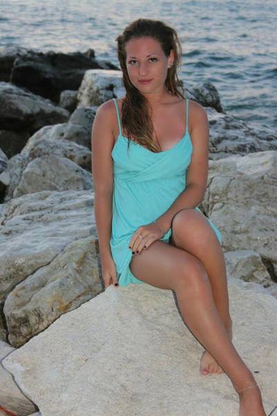 Katlin from Wisconsin is interested in nsa sex with a nice, young man