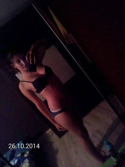 Meet local singles like Dorothy from California who want to fuck tonight