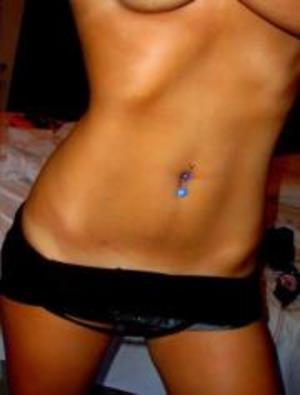 Kacey from New York is looking for adult webcam chat