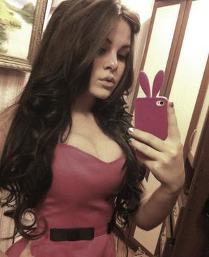 Annette from California is interested in nsa sex with a nice, young man