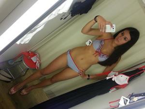 Erica from Illinois is interested in nsa sex with a nice, young man