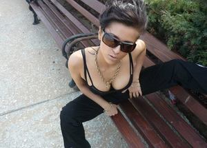 Perla from New York is interested in nsa sex with a nice, young man