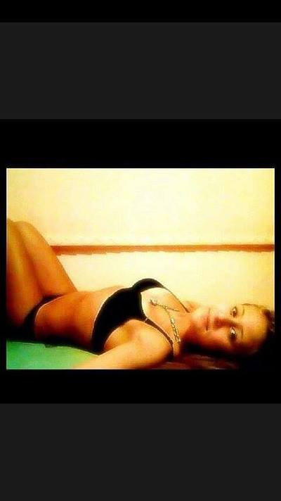 Annette from Kentucky is looking for adult webcam chat