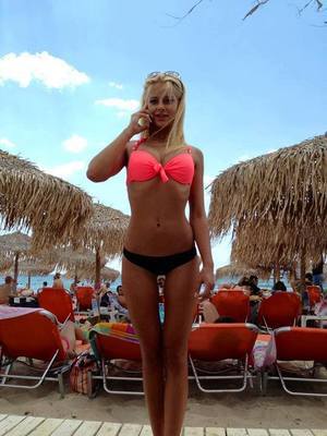 Madelaine is a cheater looking for a guy like you!