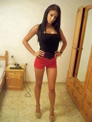 Meet local singles like Julie from Alberta who want to fuck tonight