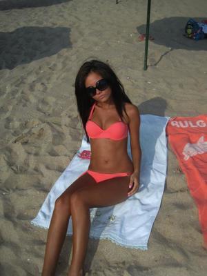Dominique from Texas is looking for adult webcam chat