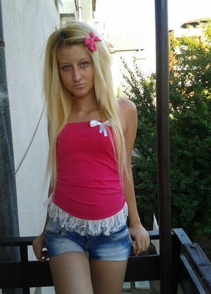 Allena is a cheater looking for a guy like you!