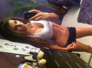 Meet local singles like Abbigail from Washington who want to fuck tonight