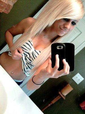 Kasha from North Dakota is looking for adult webcam chat